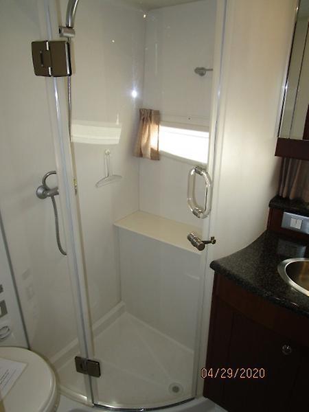 2007 Carver "47" CPMY