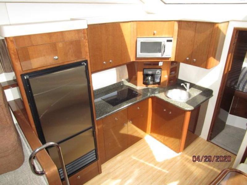 2007 Carver "47" CPMY