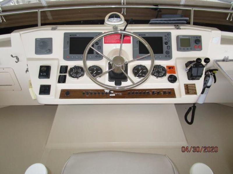 2005 Mainship "43" Trawler