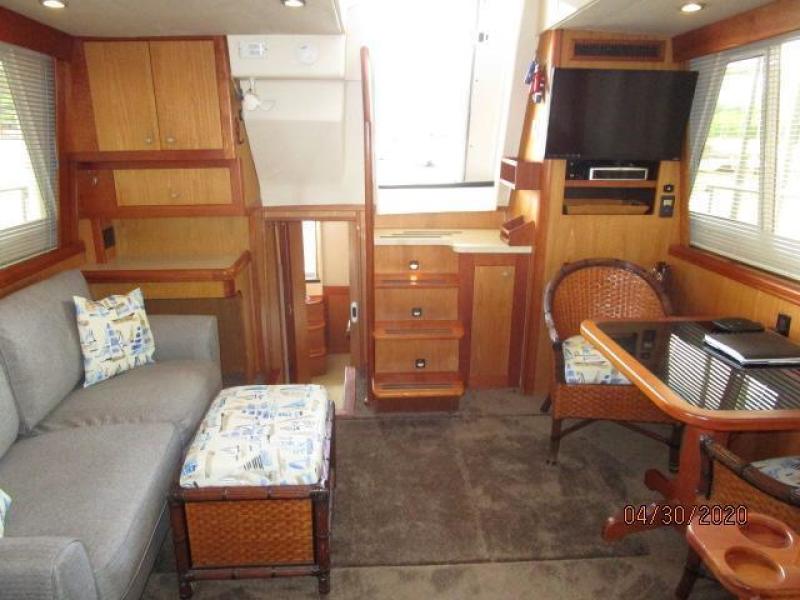 2005 Mainship "43" Trawler
