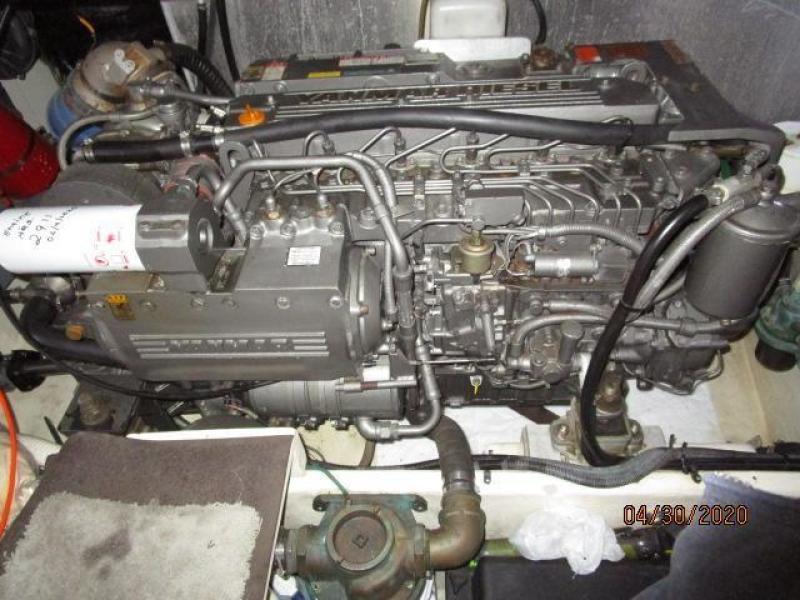 2005 Mainship "43" Trawler