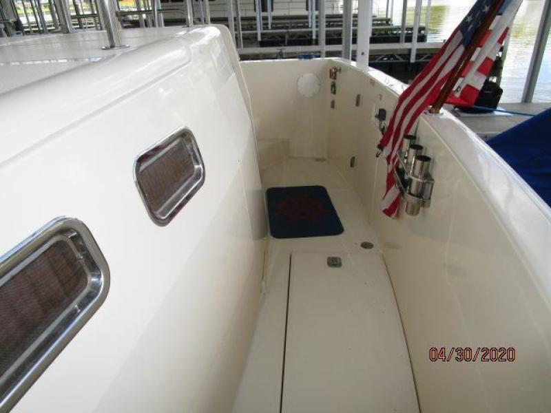 2005 Mainship "43" Trawler