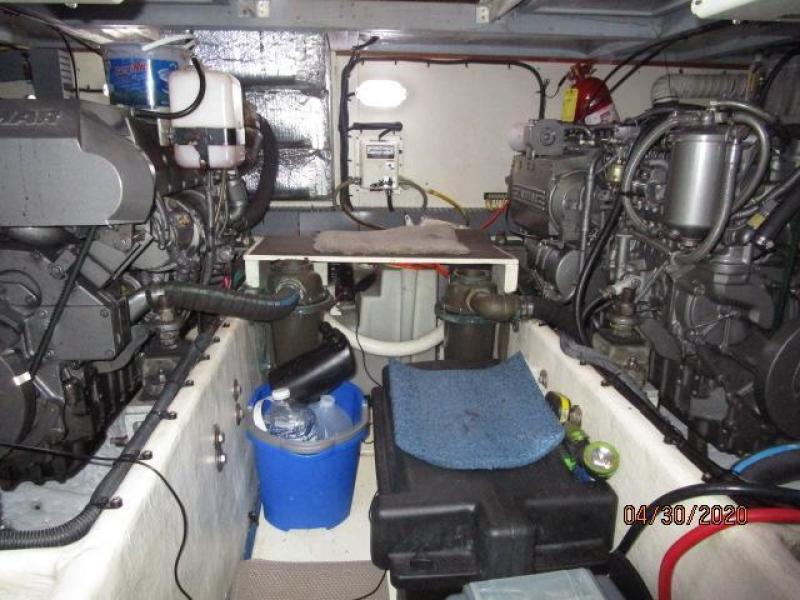2005 Mainship "43" Trawler