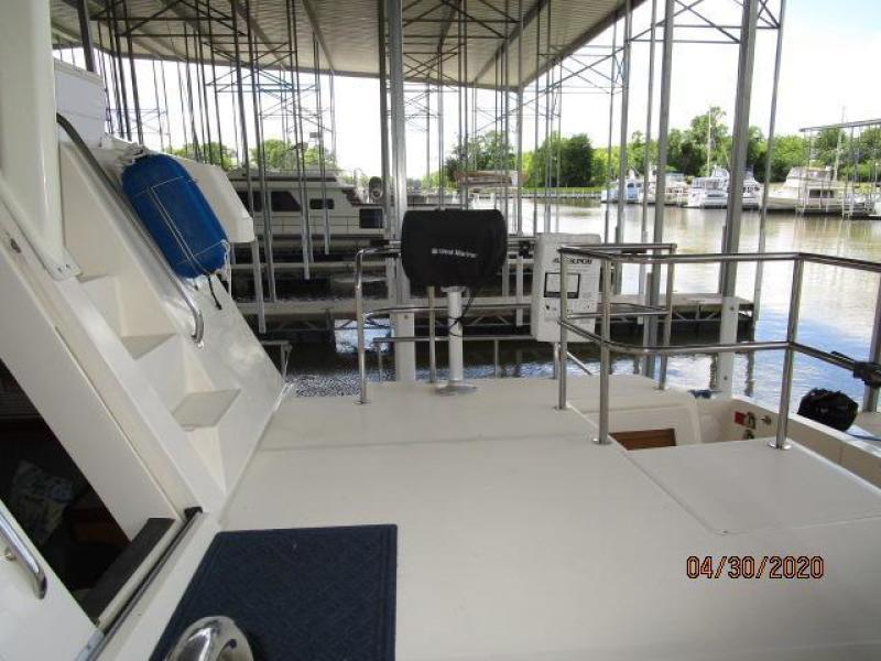 2005 Mainship "43" Trawler