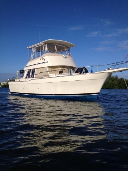 2005 Mainship "43" Trawler