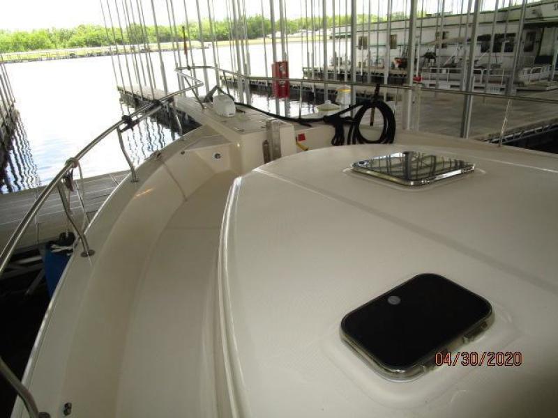 2005 Mainship "43" Trawler