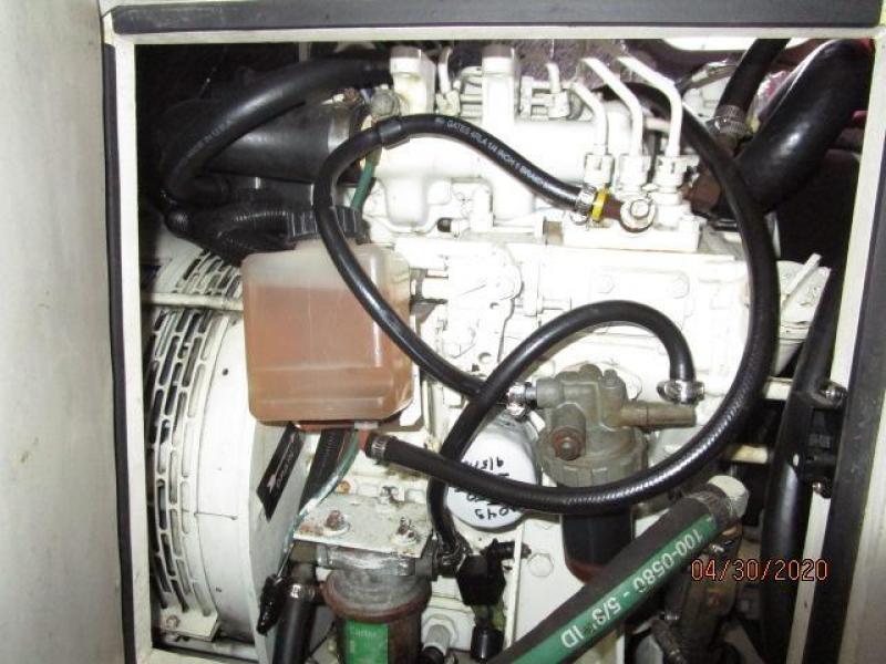 2005 Mainship "43" Trawler