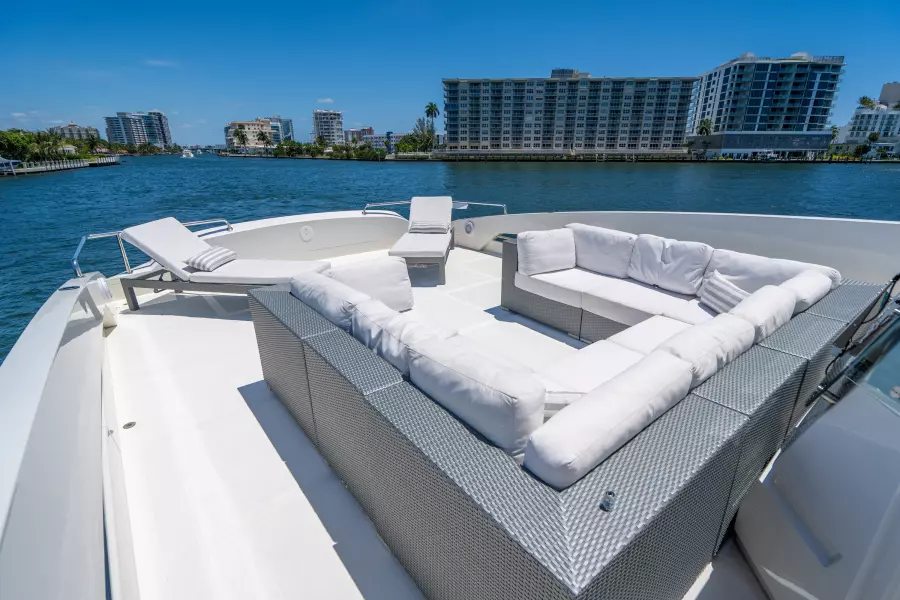 2017 Overblue 58 Powercat