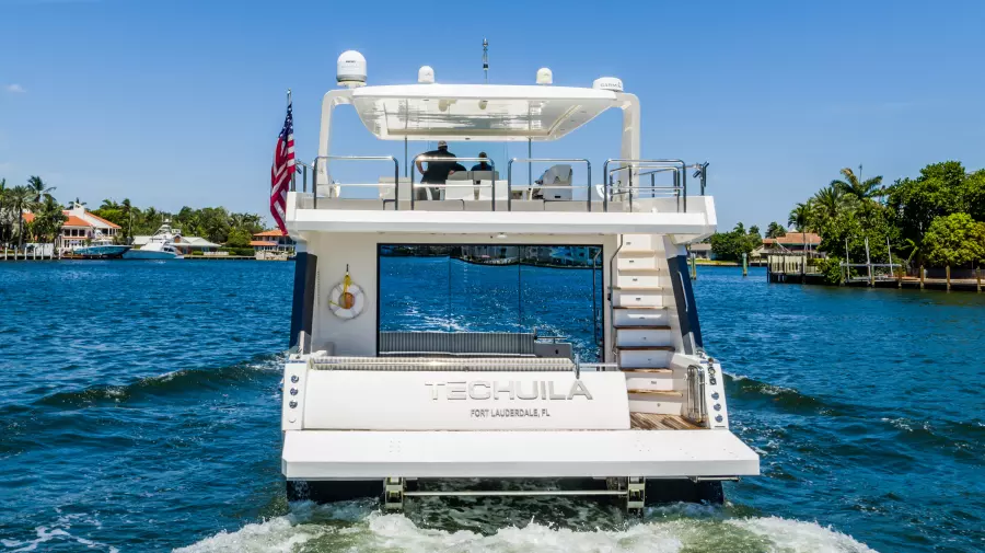 2017 Overblue 58 Powercat