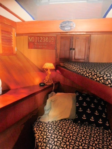 1985 Marine Trader Tradewinds Suncdeck