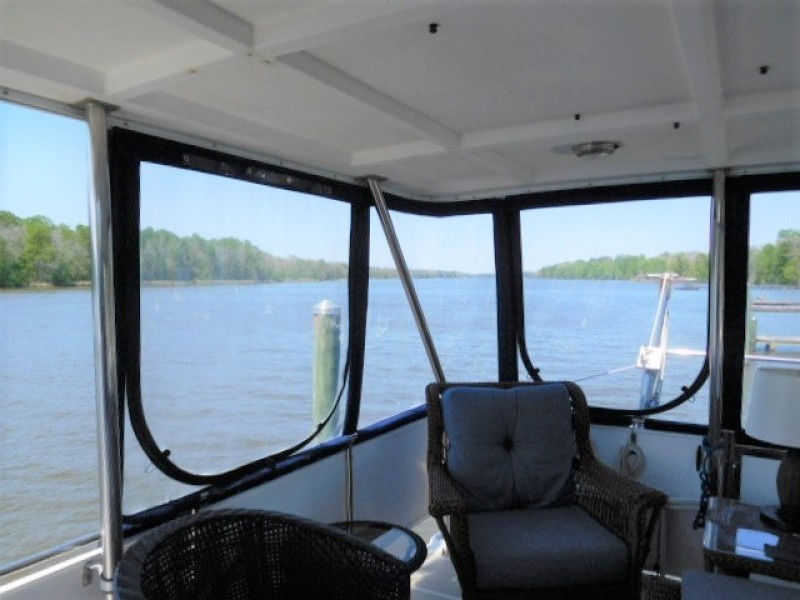 1985 Marine Trader Tradewinds Suncdeck
