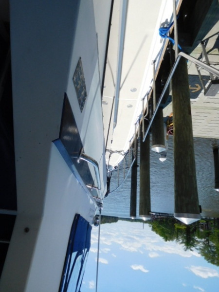 1985 Marine Trader Tradewinds Suncdeck