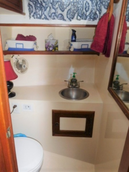 1985 Marine Trader Tradewinds Suncdeck
