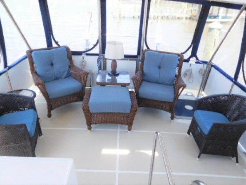 1985 Marine Trader Tradewinds Suncdeck