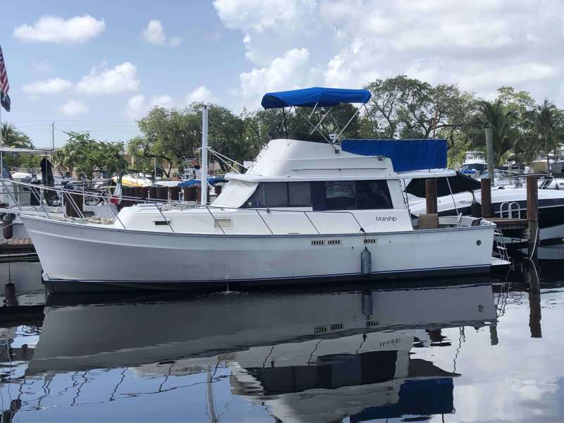 1981 Mainship "34" Sedan