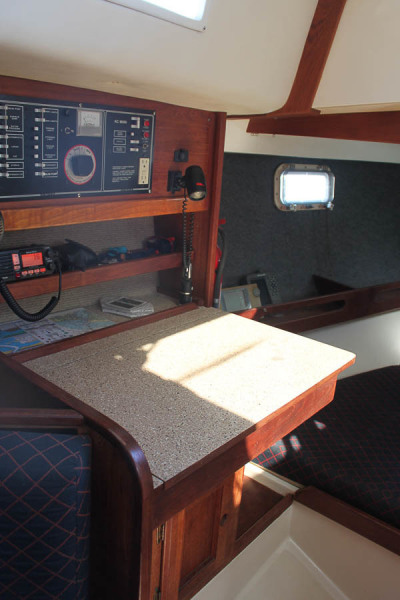1986 CAL 33 (Hunt)
