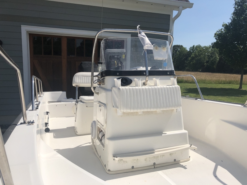 2006 Boston Whaler Montauk