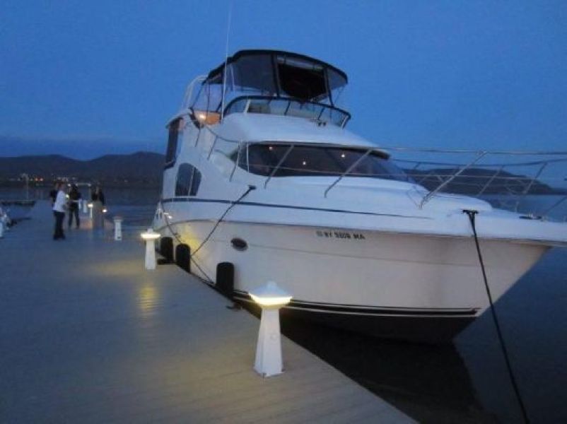 40' 2004 Silverton 35 Motor Yacht