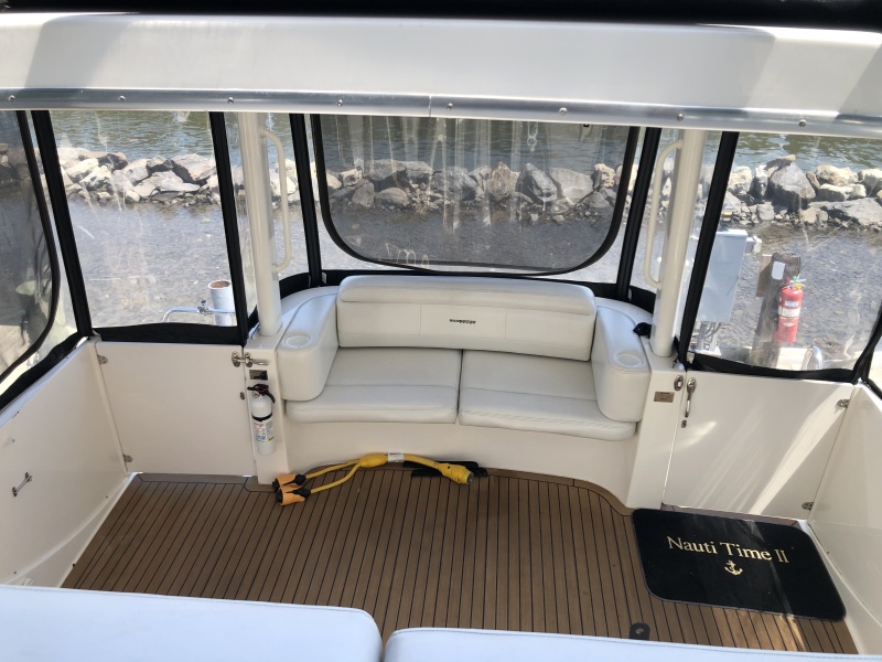 40' 2004 Silverton 35 Motor Yacht