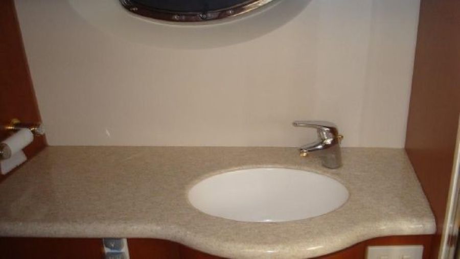 40' 2004 Silverton 35 Motor Yacht