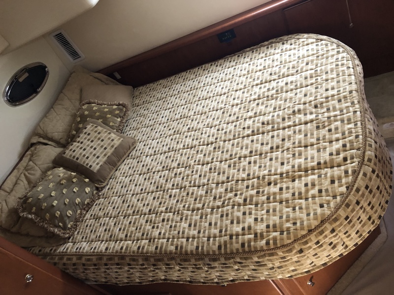 40' 2004 Silverton 35 Motor Yacht