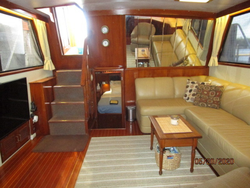 1988 Sea Ranger "46" Sundeck