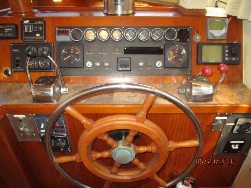 1988 Sea Ranger "46" Sundeck
