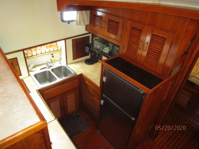1988 Sea Ranger "46" Sundeck