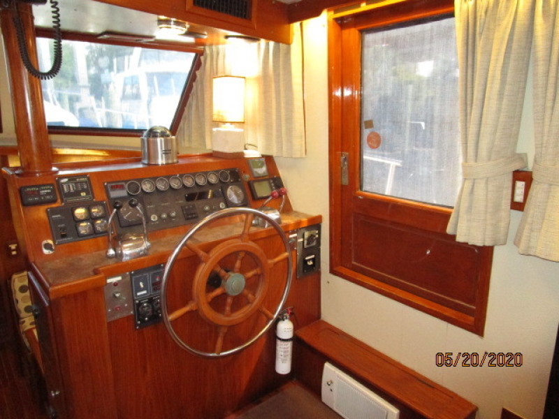 1988 Sea Ranger "46" Sundeck