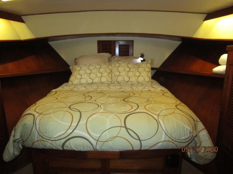 1988 Sea Ranger "46" Sundeck