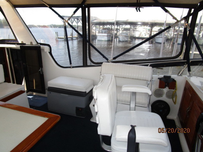 1988 Sea Ranger "46" Sundeck