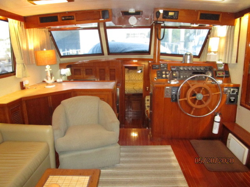 1988 Sea Ranger "46" Sundeck