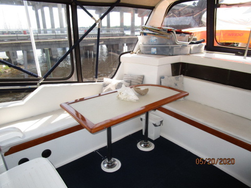 1988 Sea Ranger "46" Sundeck