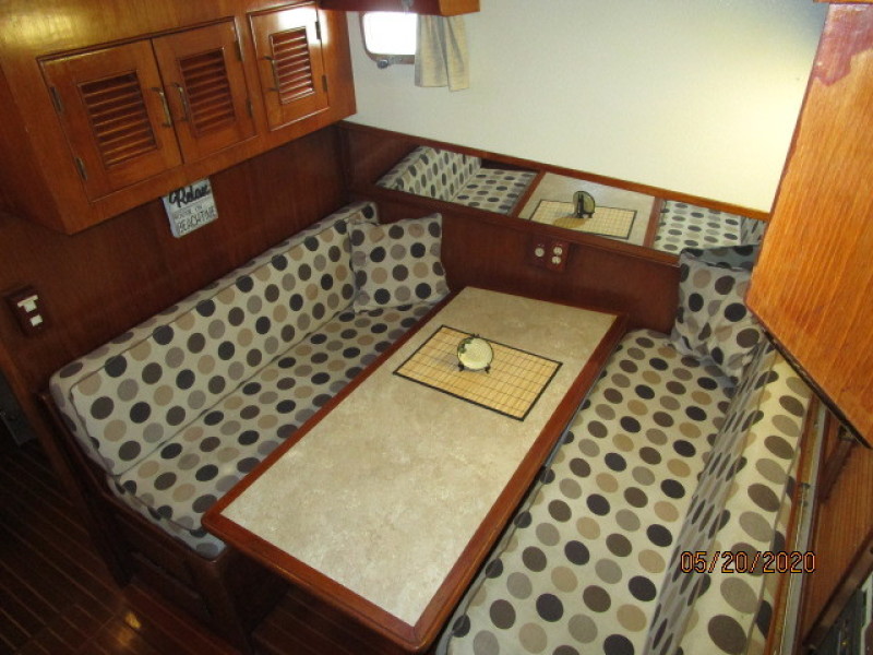 1988 Sea Ranger "46" Sundeck