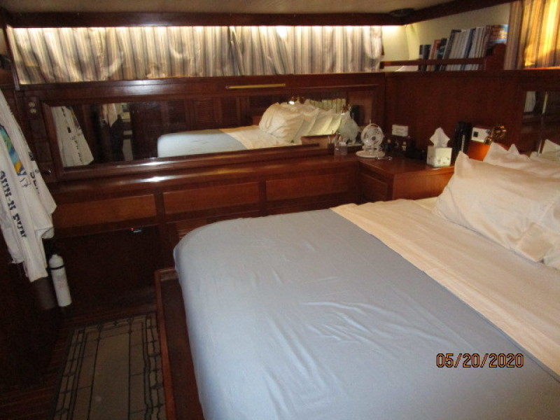 1988 Sea Ranger "46" Sundeck