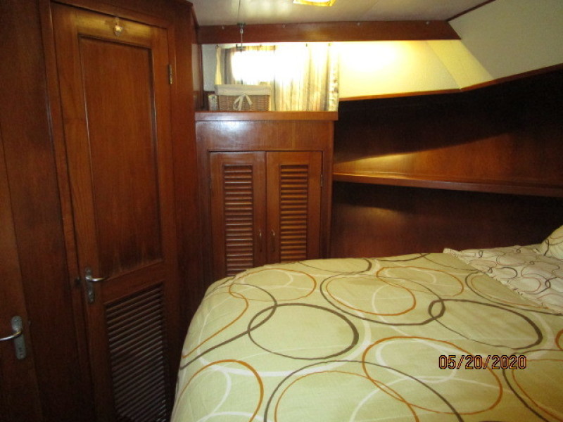 1988 Sea Ranger "46" Sundeck