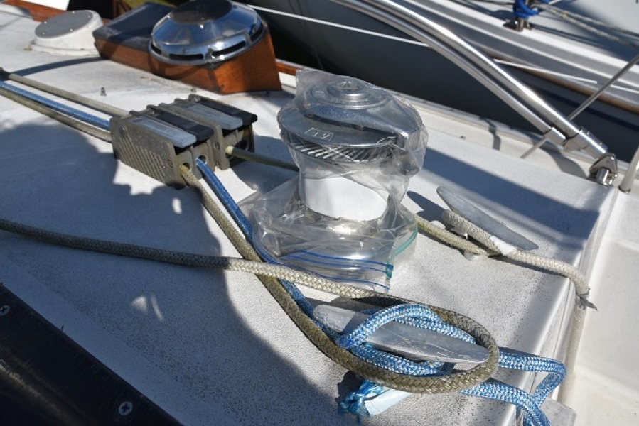 1987 Nonsuch 26 Ultra #230