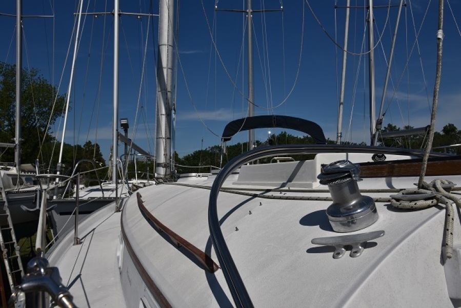 1987 Nonsuch 26 Ultra #230