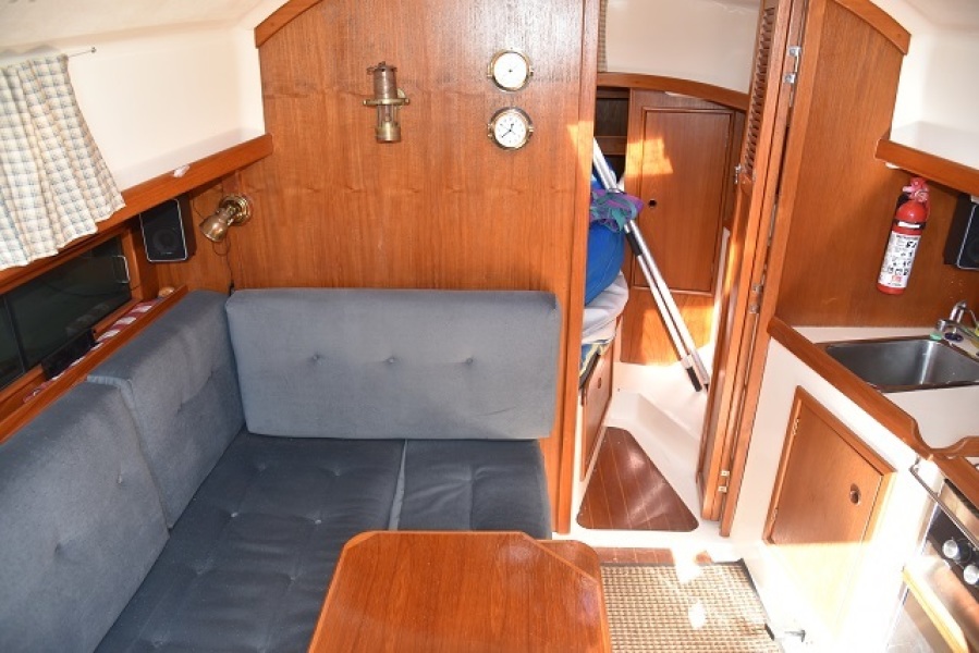 1987 Nonsuch 26 Ultra #230
