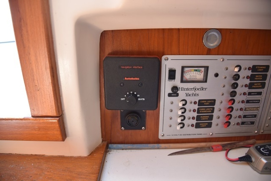 1987 Nonsuch 26 Ultra #230