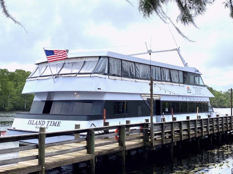 Photo of 90' Custom Freeport 150 Passenger 1993
