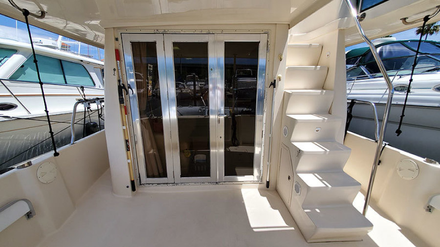 2004 Mainship 400 Sedan Trawler