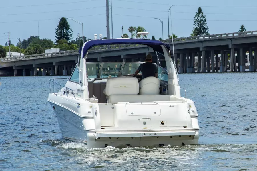 2002 Sea Ray 310 Sundancer