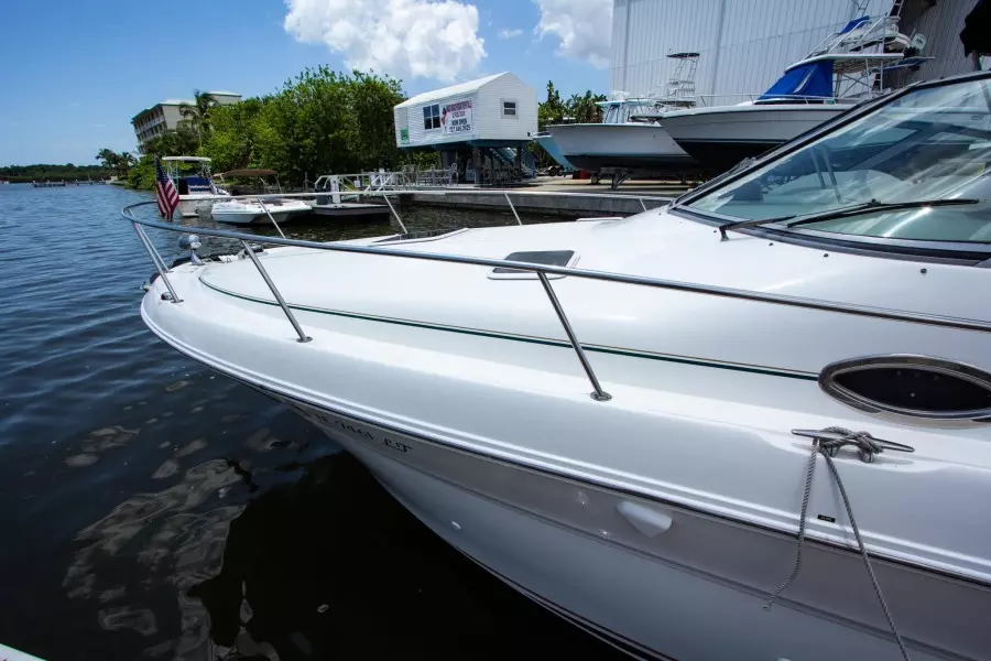 2002 Sea Ray 310 Sundancer