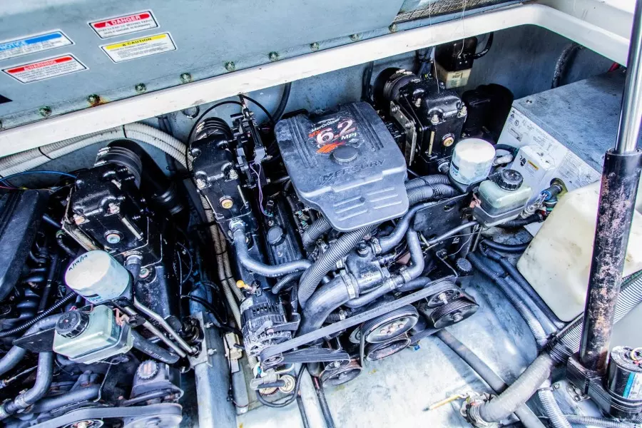 2002 Sea Ray 310 Sundancer