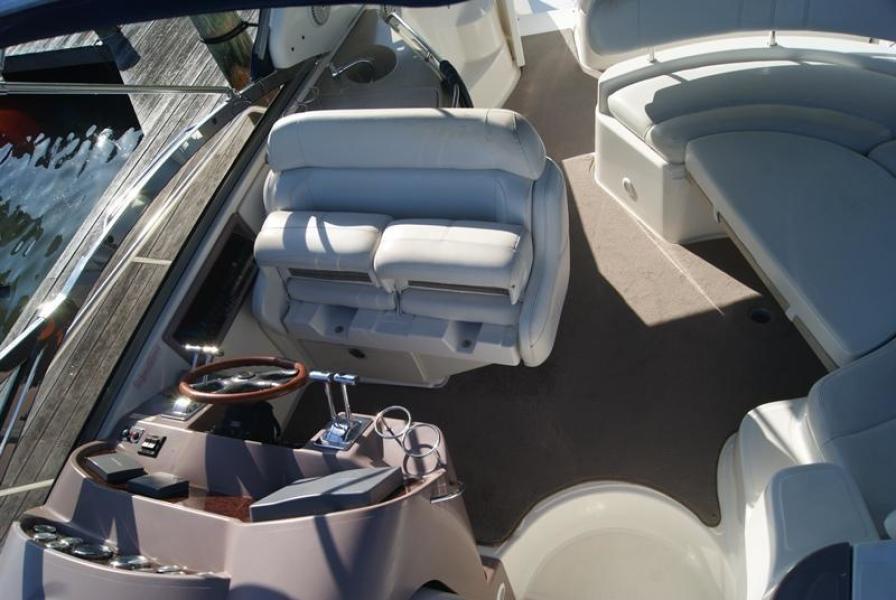 2003 Regal Commodore 3860