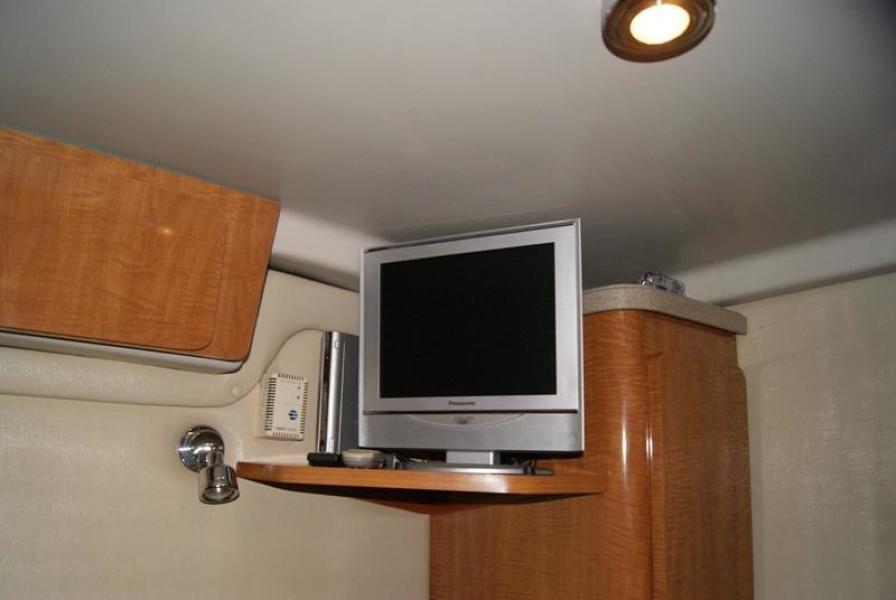 2003 Regal Commodore 3860