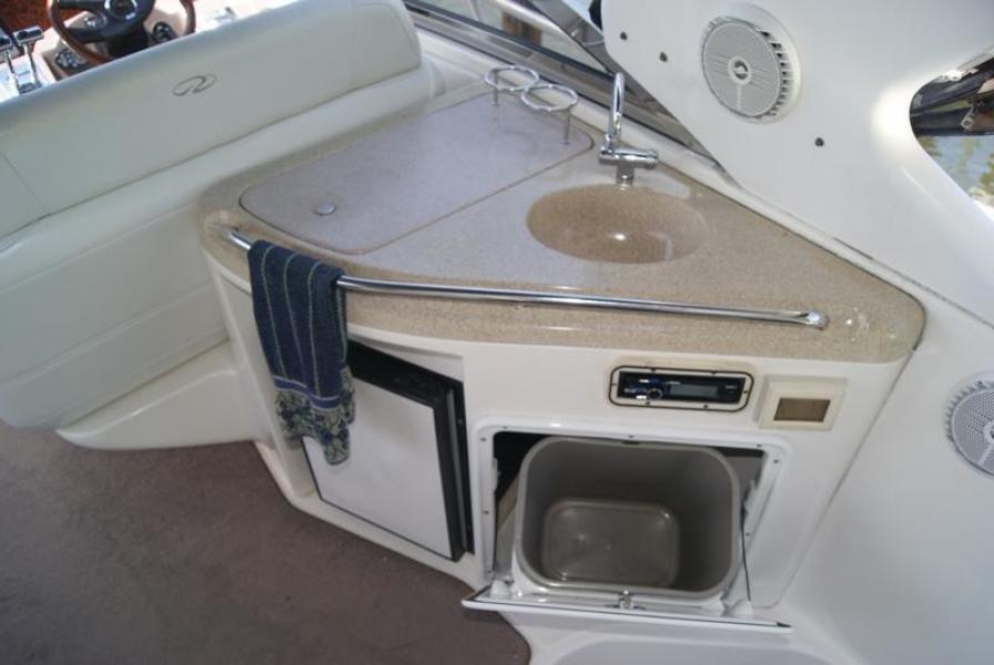 2003 Regal Commodore 3860
