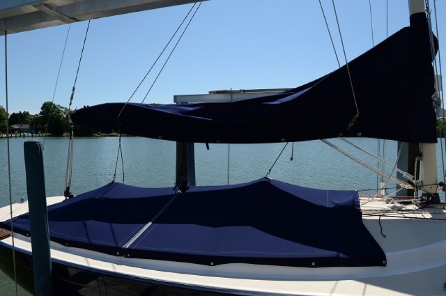 2011 Alerion Express 20