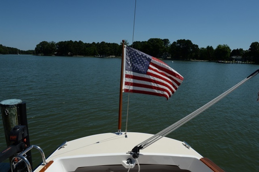 2011 Alerion Express 20